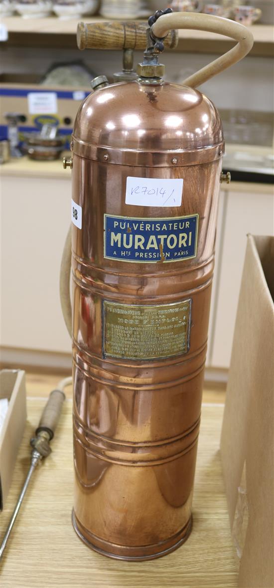 A copper pulverisateur